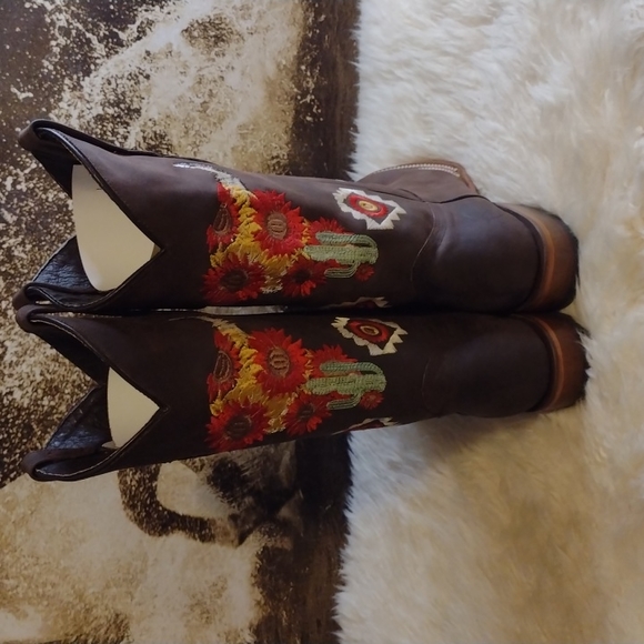 New Handmade Chocolate Brown Embroidered Cowhide Leather Square Toe Size 8.5 - Picture 4 of 12